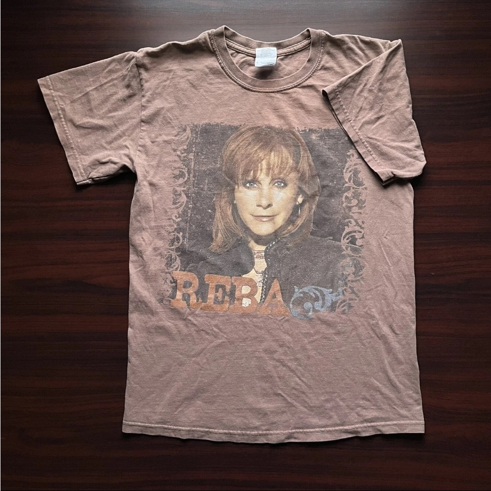 Reba Graphic T-Shirt
